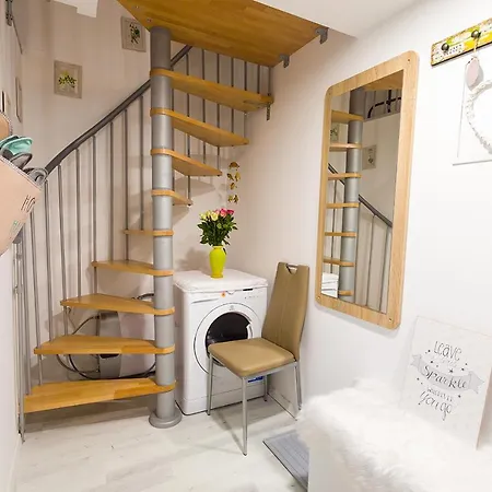 Aromatic Herbs Loft -new, Central & Parking Apartman