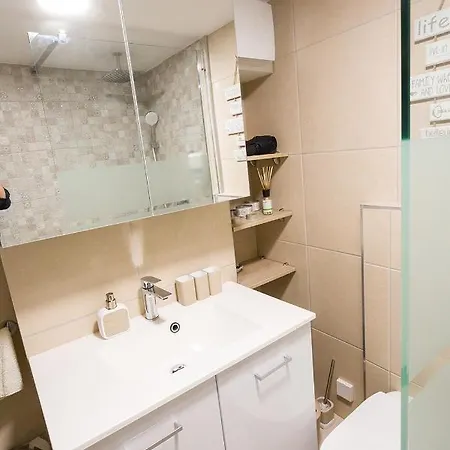 شقة Aromatic Herbs Loft -new, Central & Parking ليوبليانا